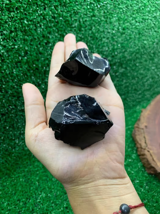 Kit Obsidiana Azul, Verde e Preta Cristal Bruto – Proteção, Equilíbrio e Força Energética
